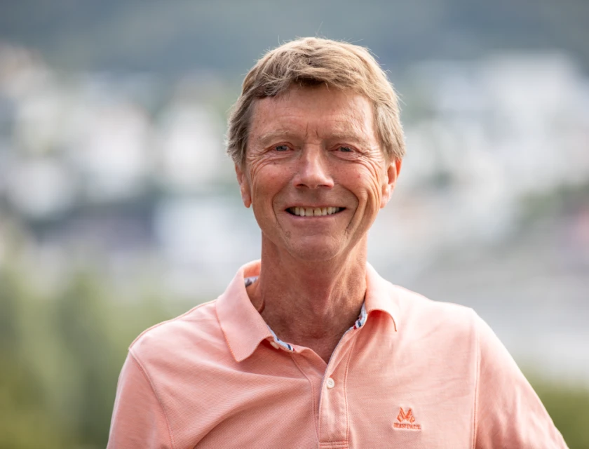 Default image description